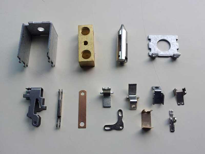 模具加工的汽車五金件有哪些？